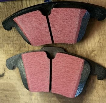 DP1932 EBC Brakes Ultimax2 тормозные колодки FORD Galaxy, Mondeo, S-Max; LAND ROVER Freelande, Range Rover Evoqu; VOLVO S60, S80, V60, V70, XC70 выпуска 2006-2015 года